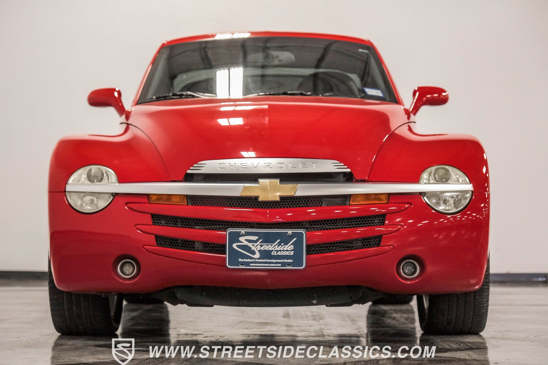 Used 2003 Chevrolet SSR w/ Preferred Equipment Group image 34