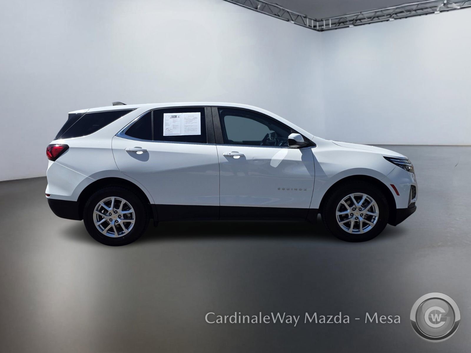 Used 2022 Chevrolet Equinox LT image 3