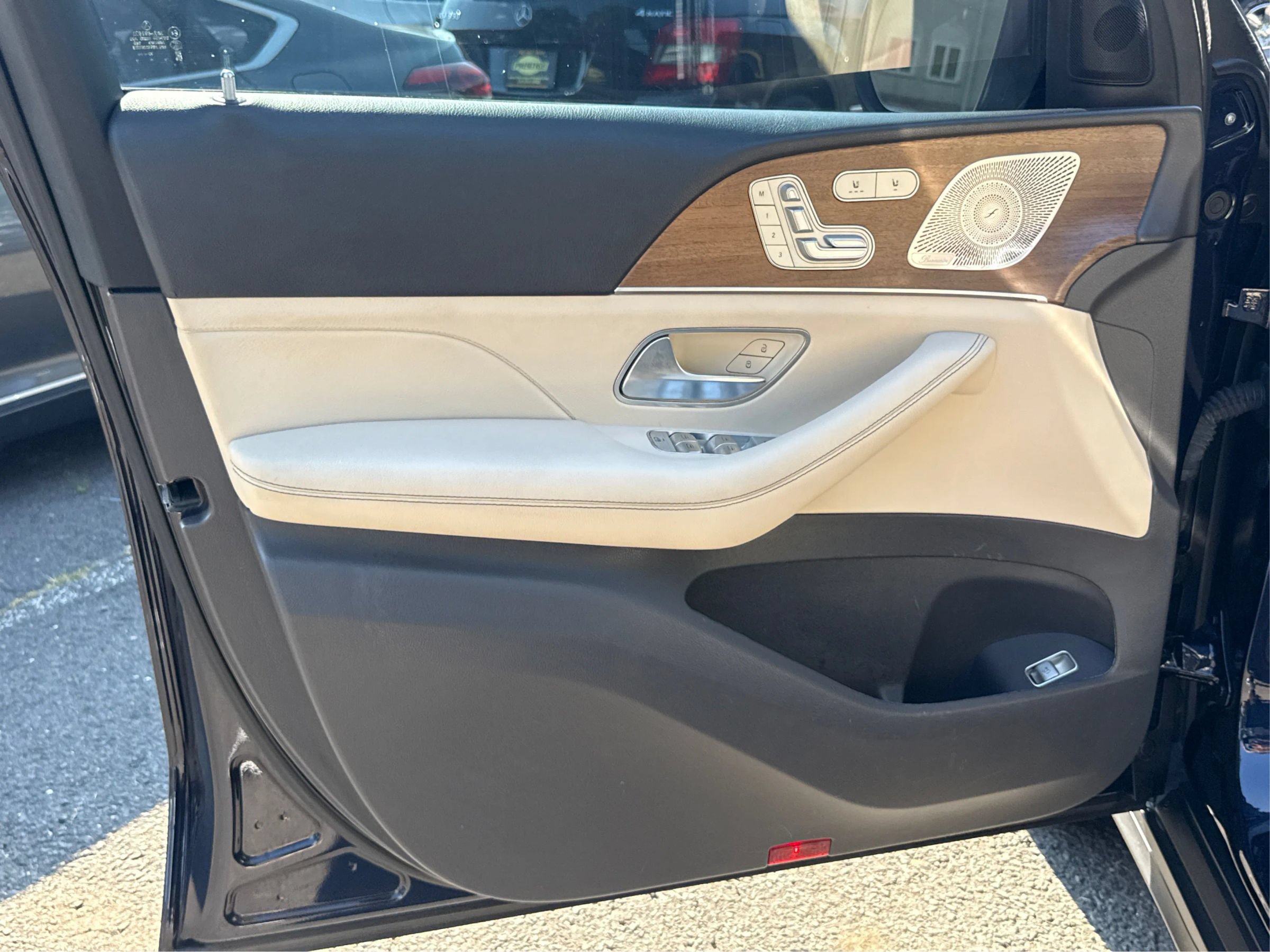 Used 2020 Mercedes-Benz GLS 450 4MATIC image 18