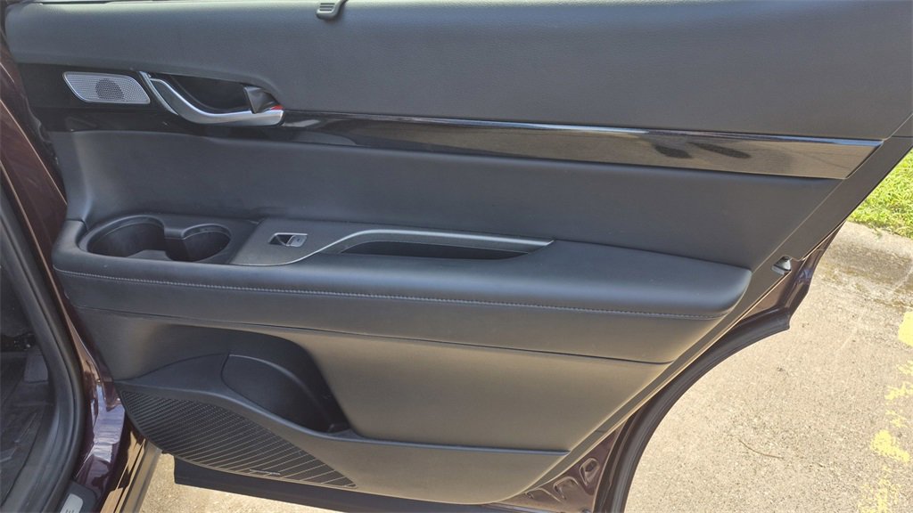 Used 2021 Hyundai Palisade Limited image 13