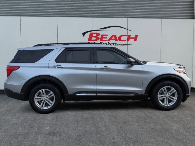 Used 2024 Ford Explorer XLT image 9