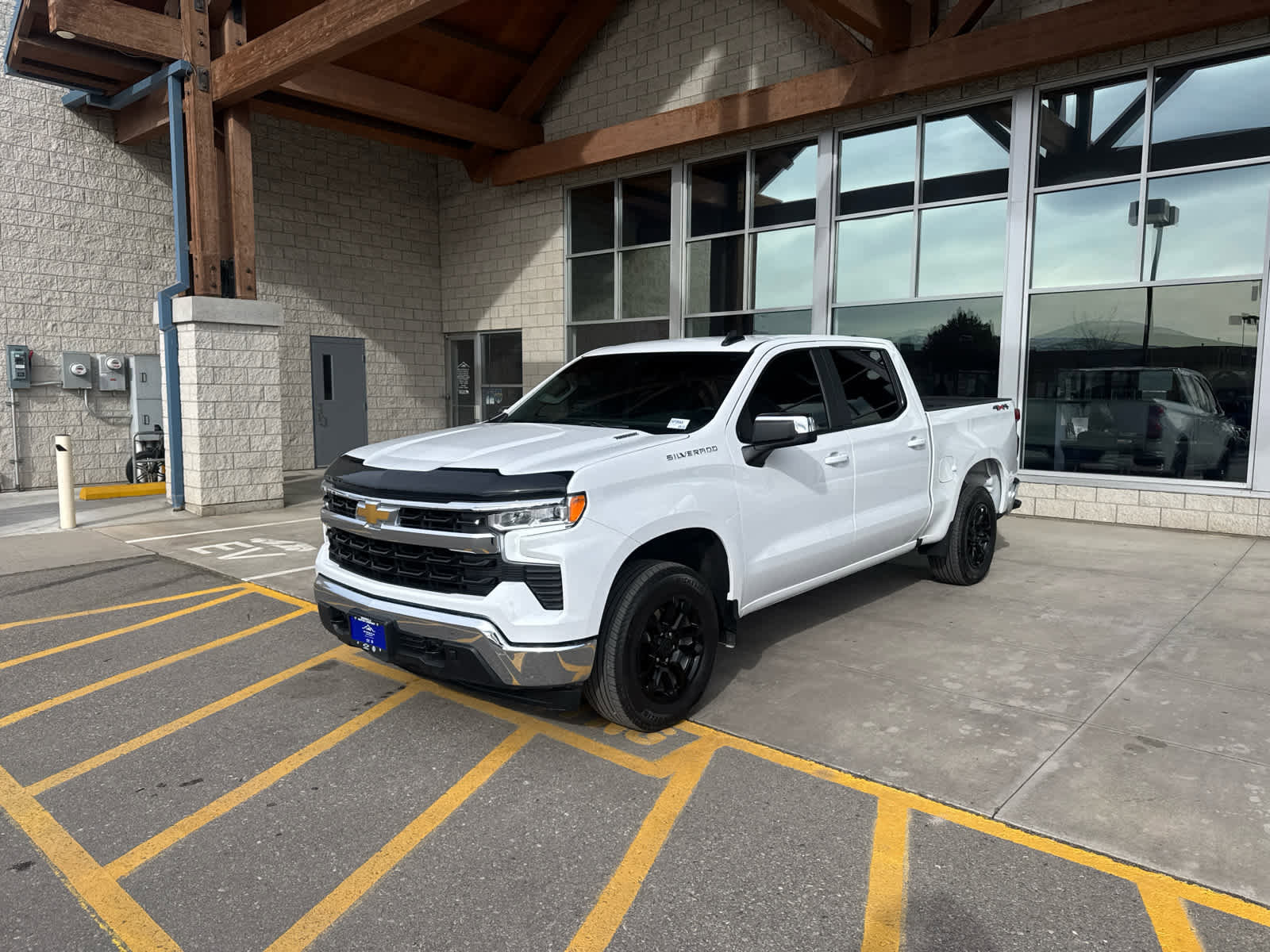Certified 2025 Chevrolet Silverado 1500 LT image 1