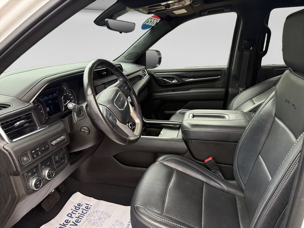 Used 2021 GMC Yukon Denali w/ Denali Ultimate Package AWD/4WD image 21