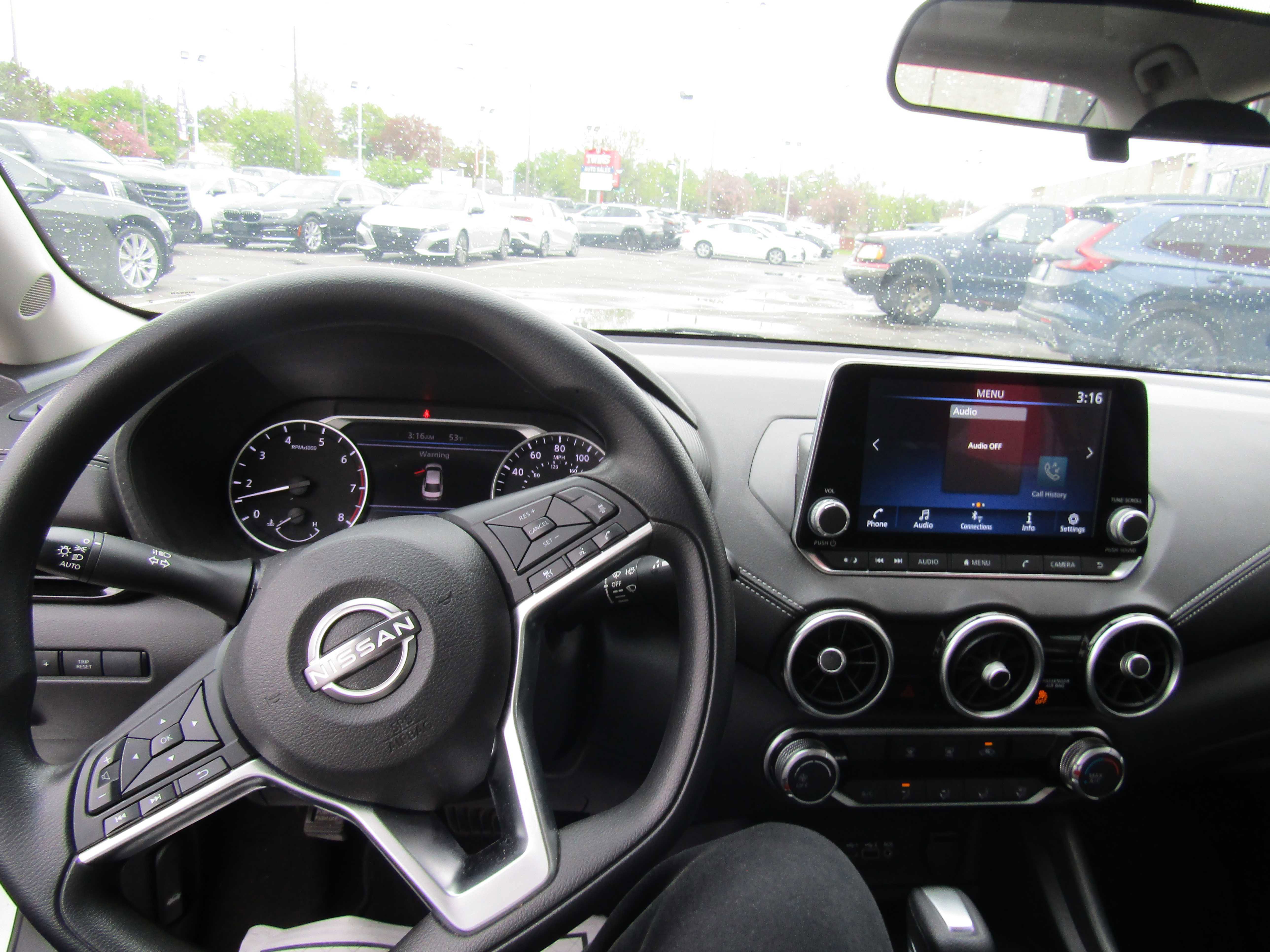 Used 2024 Nissan Sentra SV FWD image 17