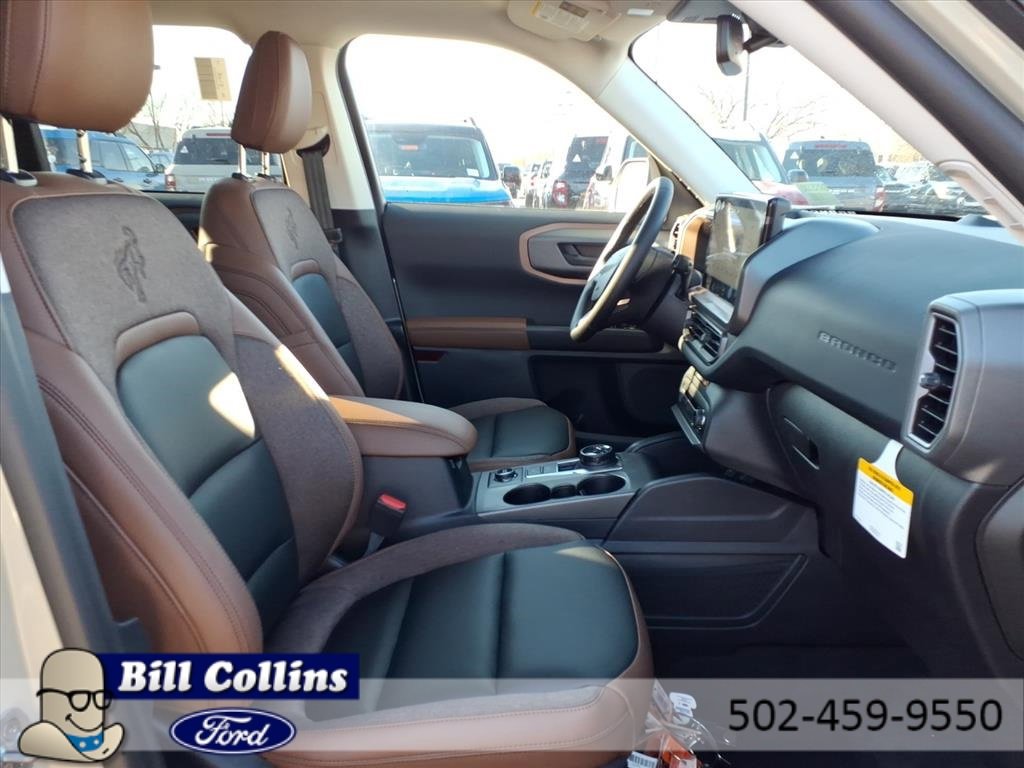 New 2025 Ford Bronco Sport Outer Banks image 13