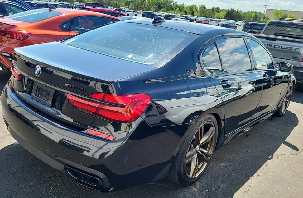 Used 2018 BMW M760i xDrive AWD/4WD image 4