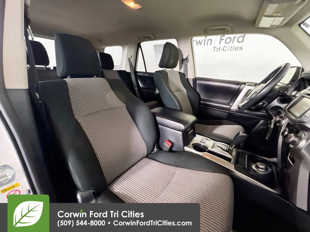 Used 2018 Toyota 4Runner SR5 image 17