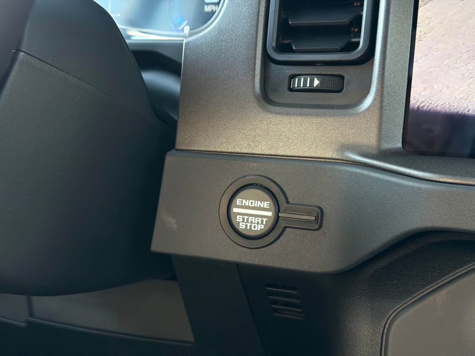 New 2025 Ford Bronco Big Bend image 27