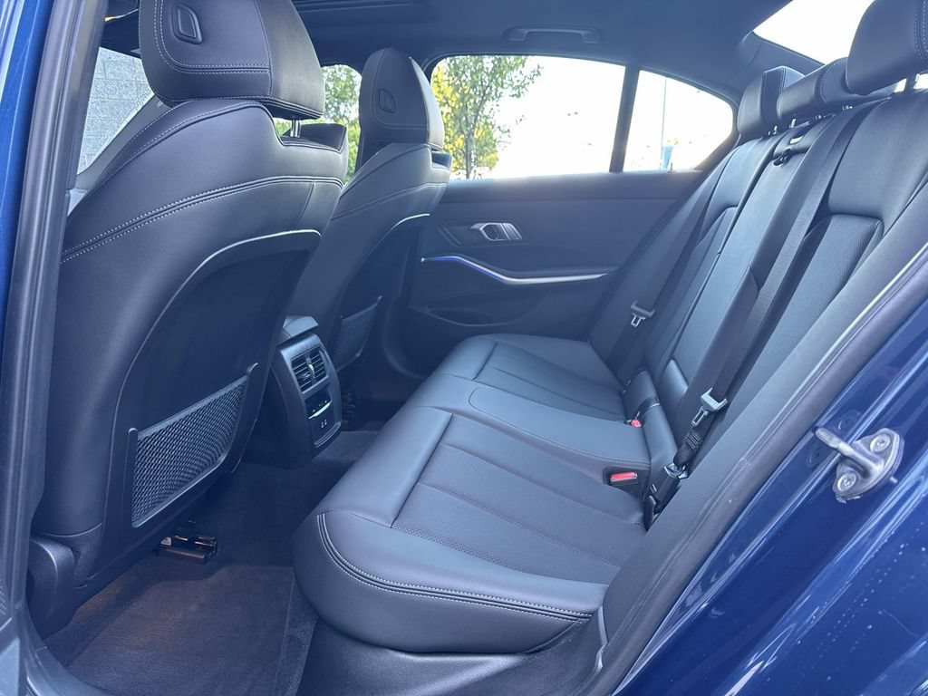 Used 2022 BMW 330i xDrive Sedan w/ Driving Assistance Package AWD/4WD image 12