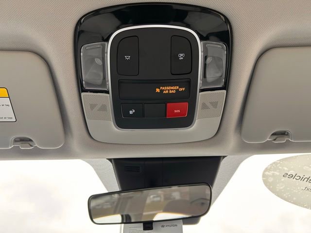 Used 2025 Hyundai Tucson SE AWD/4WD image 12