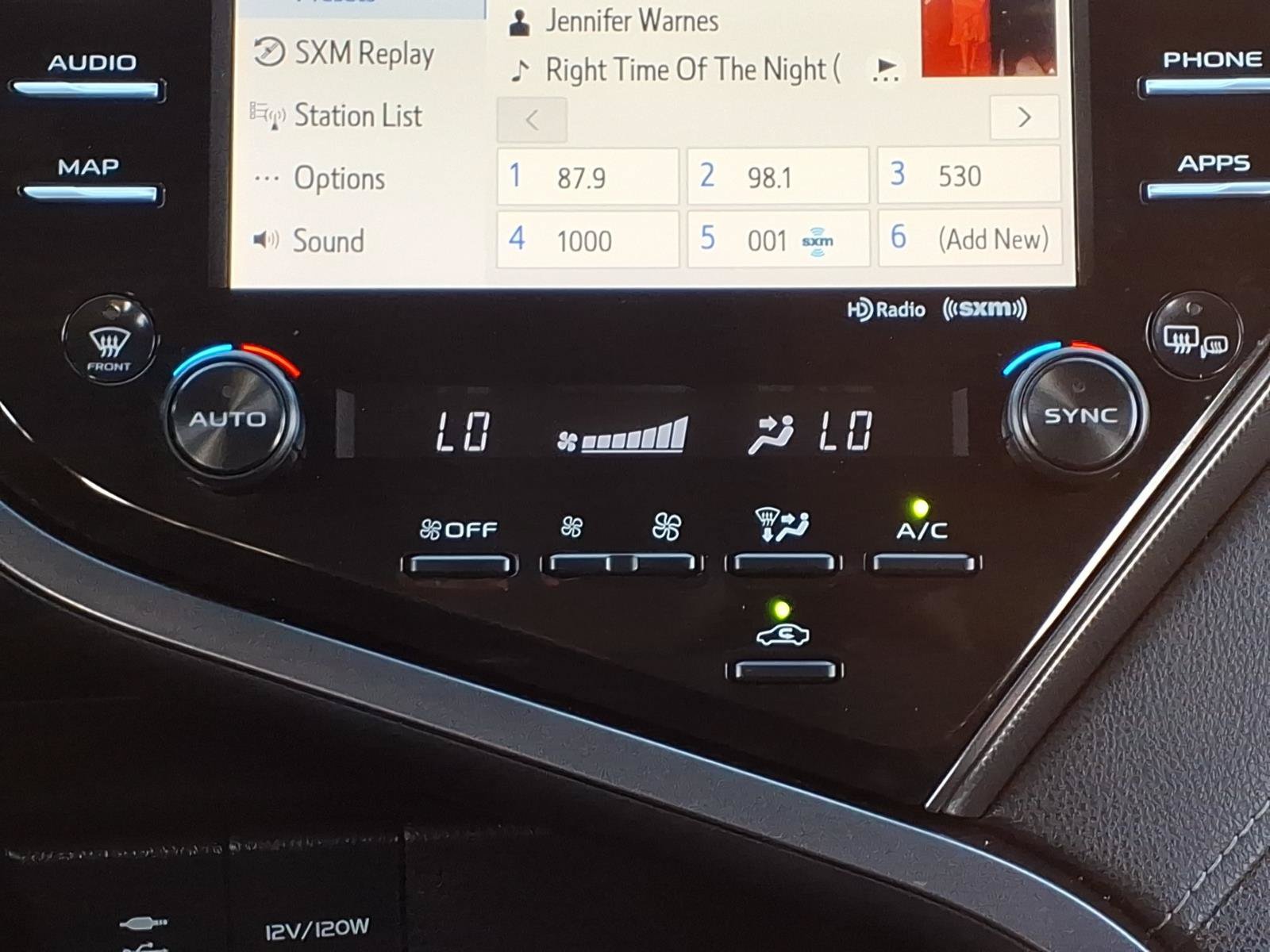 Used 2019 Toyota Camry XSE w/ Carpet Mat Package FWD image 15