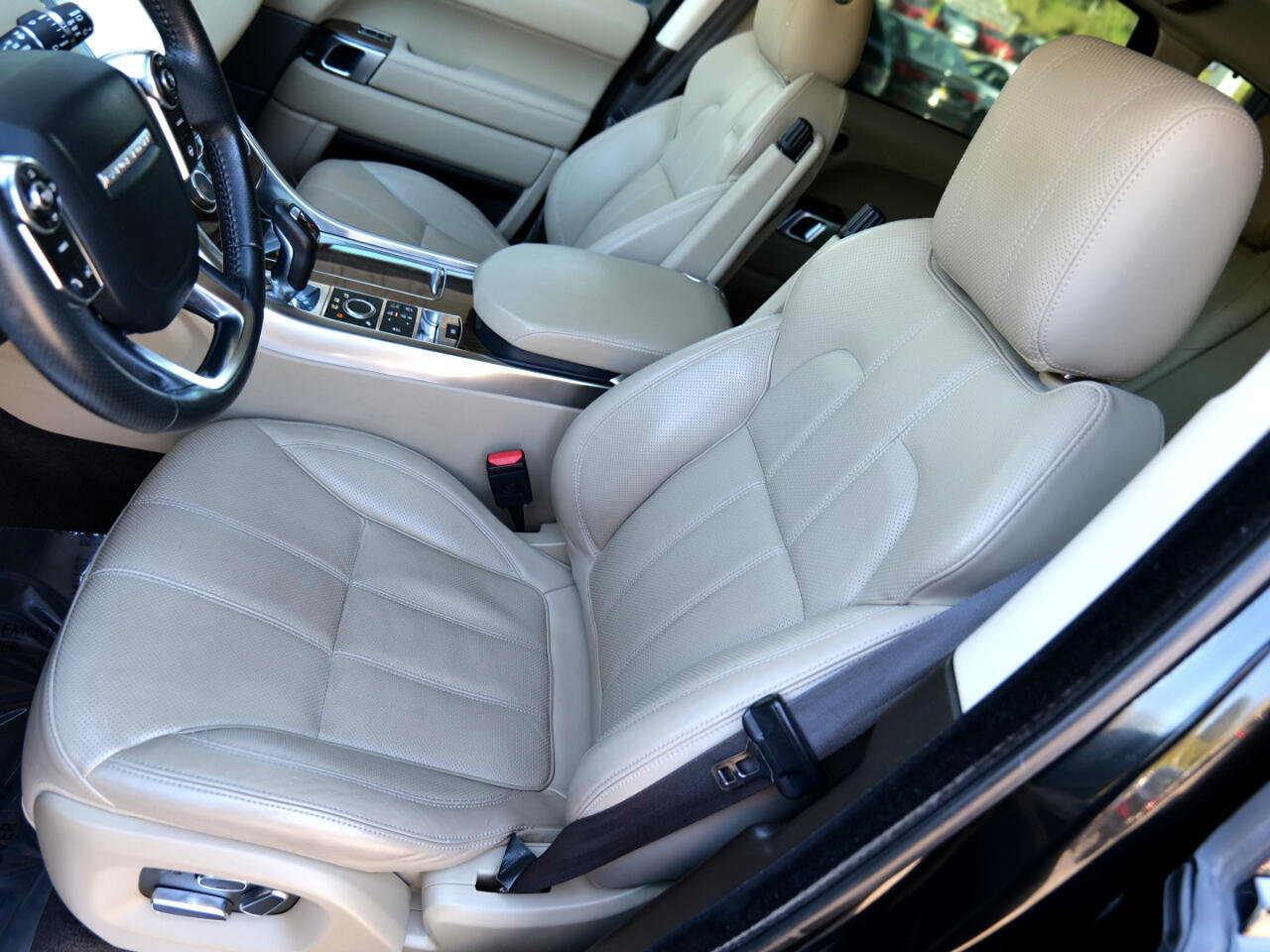 Used 2015 Land Rover Range Rover Sport HSE image 14