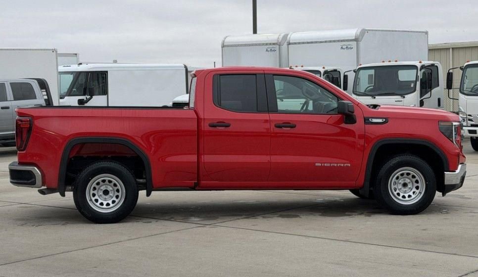 New 2026 GMC Sierra 1500 Pro image 2