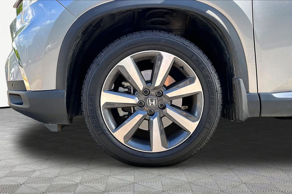 Certified 2025 Honda Pilot Touring image 23