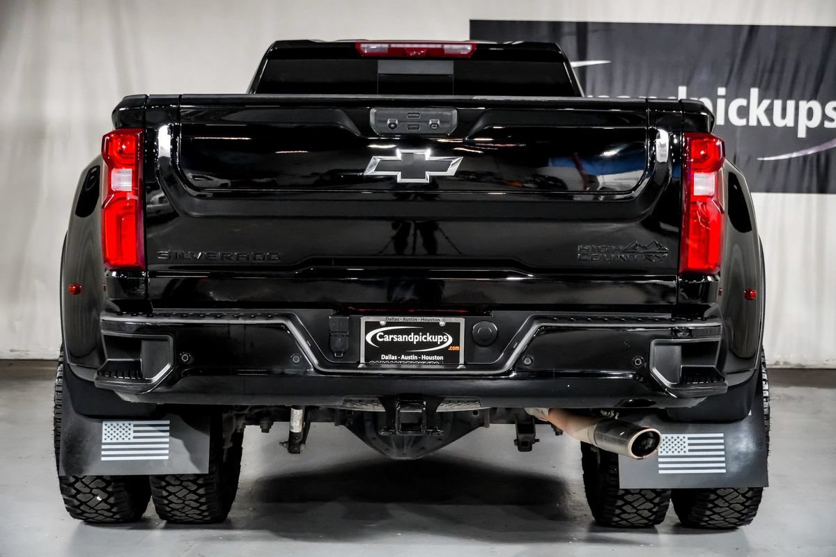 Used 2025 Chevrolet Silverado 3500 High Country w/ Technology Package AWD/4WD image 9