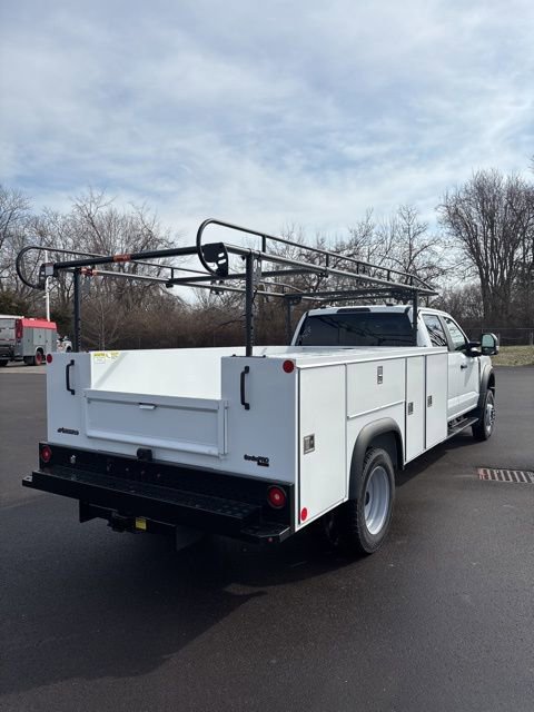 New 2026 Ford F550 4x4 Crew Cab image 6