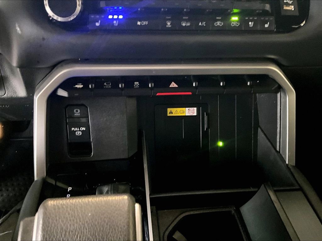 Used 2023 Toyota Tundra Platinum image 26