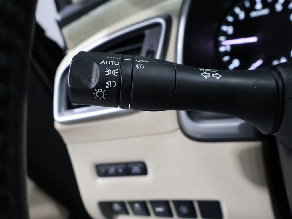 Used 2021 Nissan Murano SL w/ SL Moonroof Package image 38