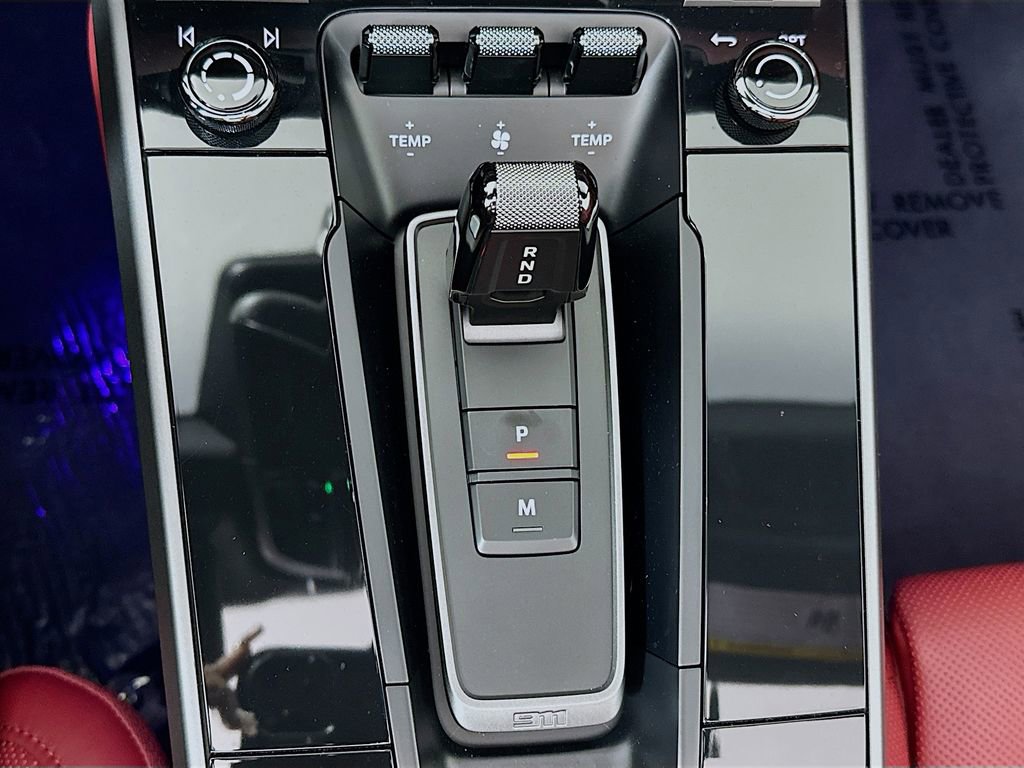 Certified 2024 Porsche 911 Targa 4 AWD/4WD image 19