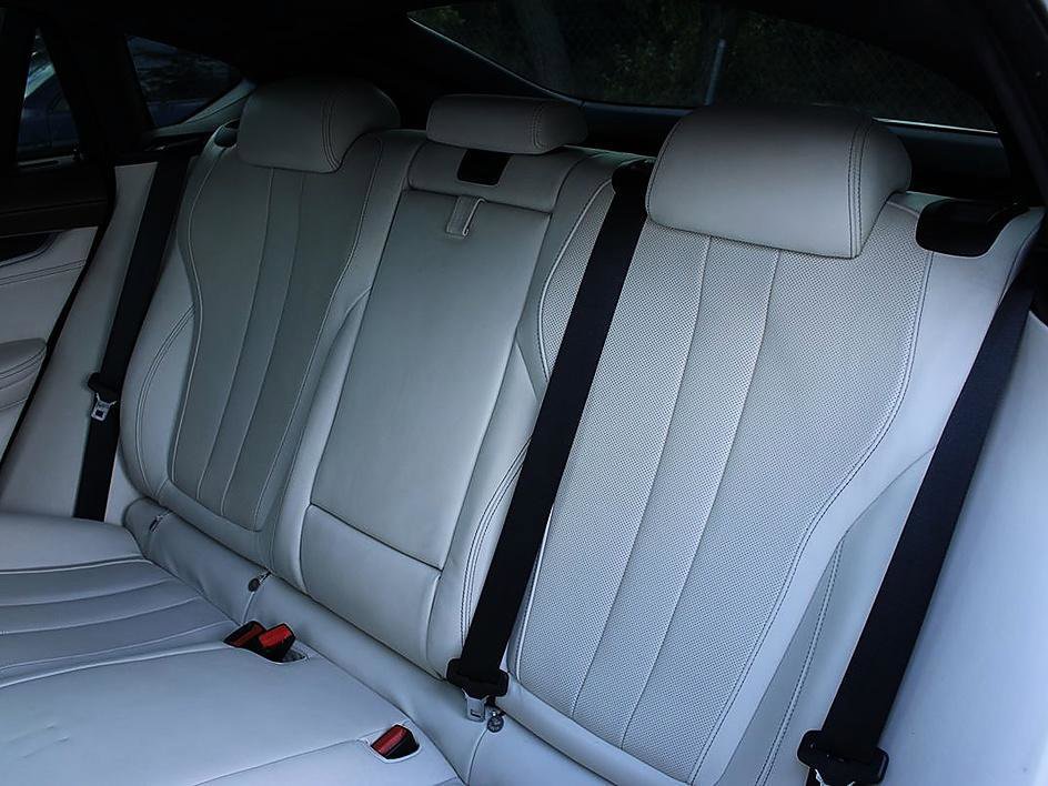 Used 2017 BMW X6 M AWD/4WD image 15