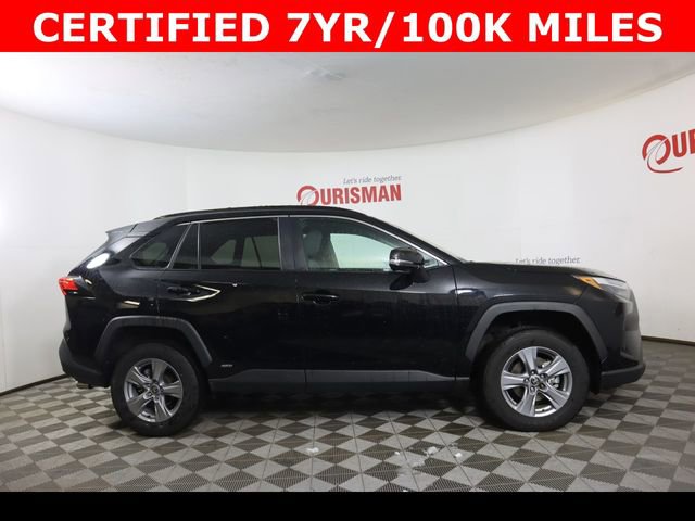 Used 2025 Toyota RAV4 XLE image 12