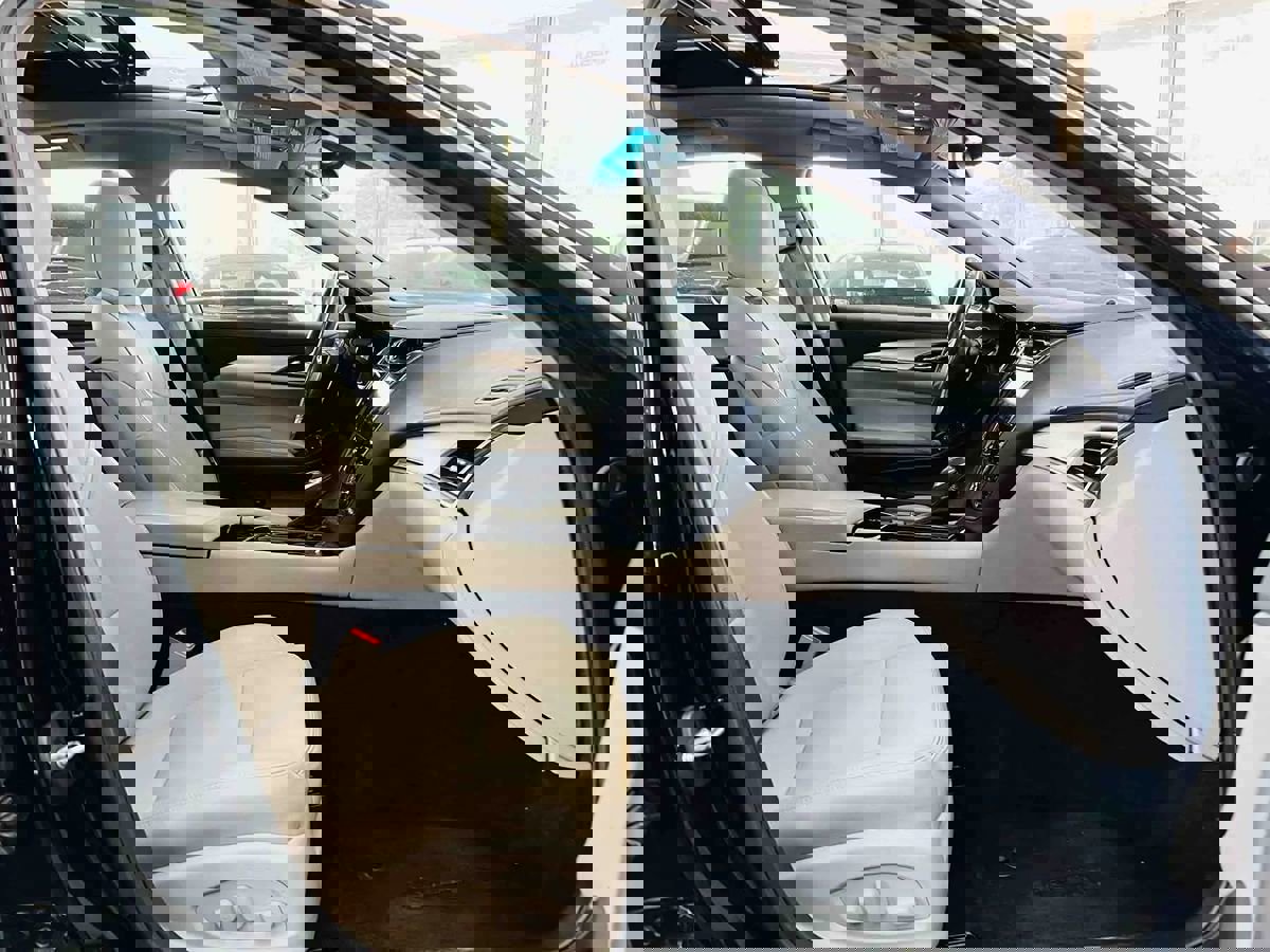 Used 2017 Cadillac CTS Luxury image 9