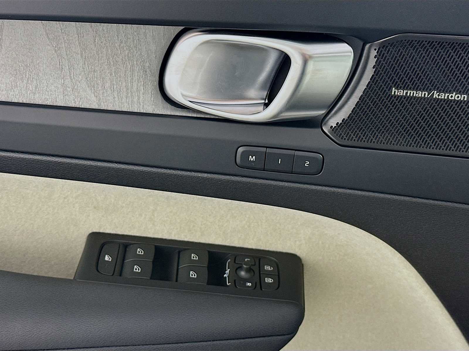 New 2026 Volvo XC40 B4 Plus w/ Protection Package image 17