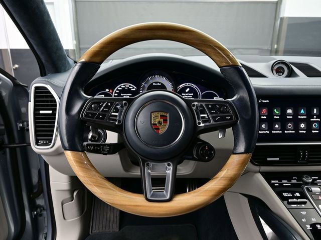 Certified 2022 Porsche Cayenne Turbo image 8