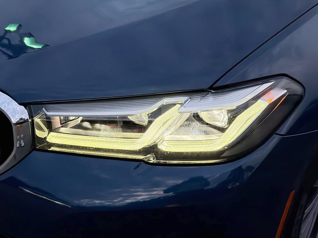 Used 2023 BMW 530e RWD image 9