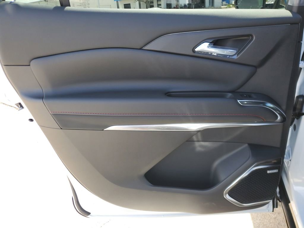 New 2026 Chevrolet Traverse RS image 15