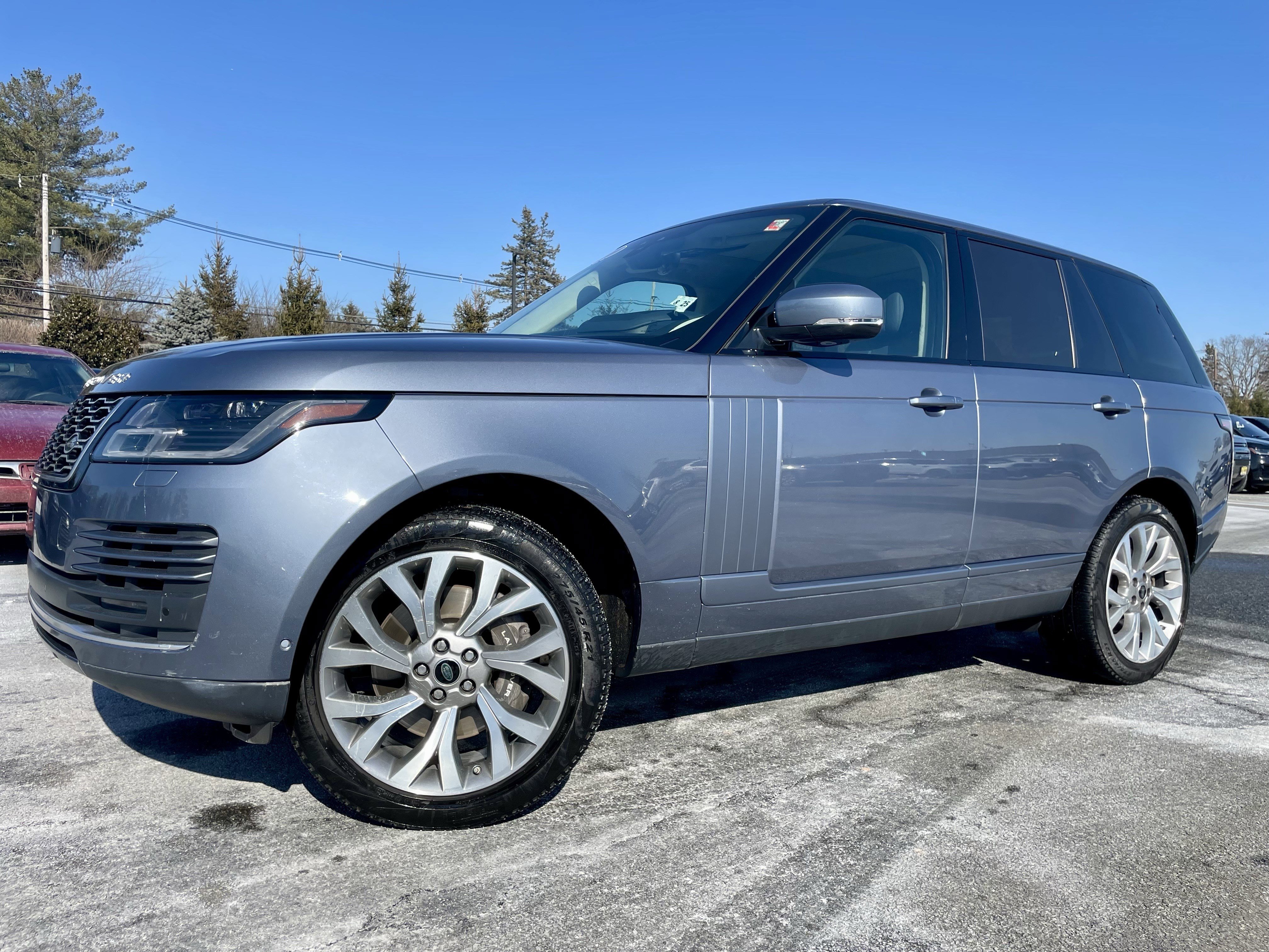 Used 2020 Land Rover Range Rover HSE image 1