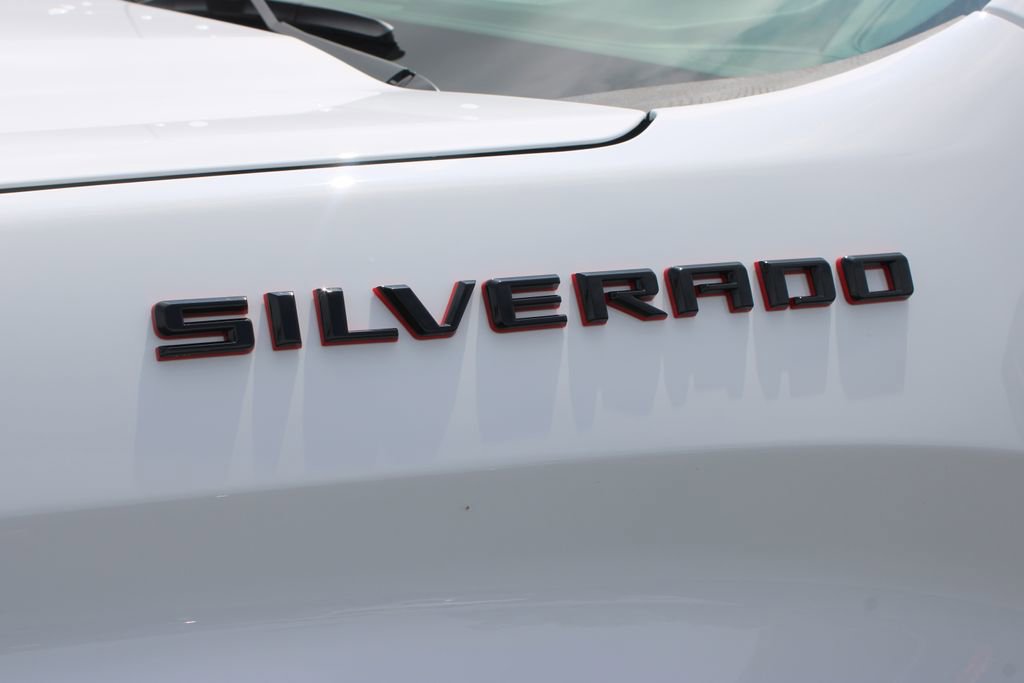 New 2026 Chevrolet Silverado 1500 RST w/ Redline Edition AWD/4WD image 21