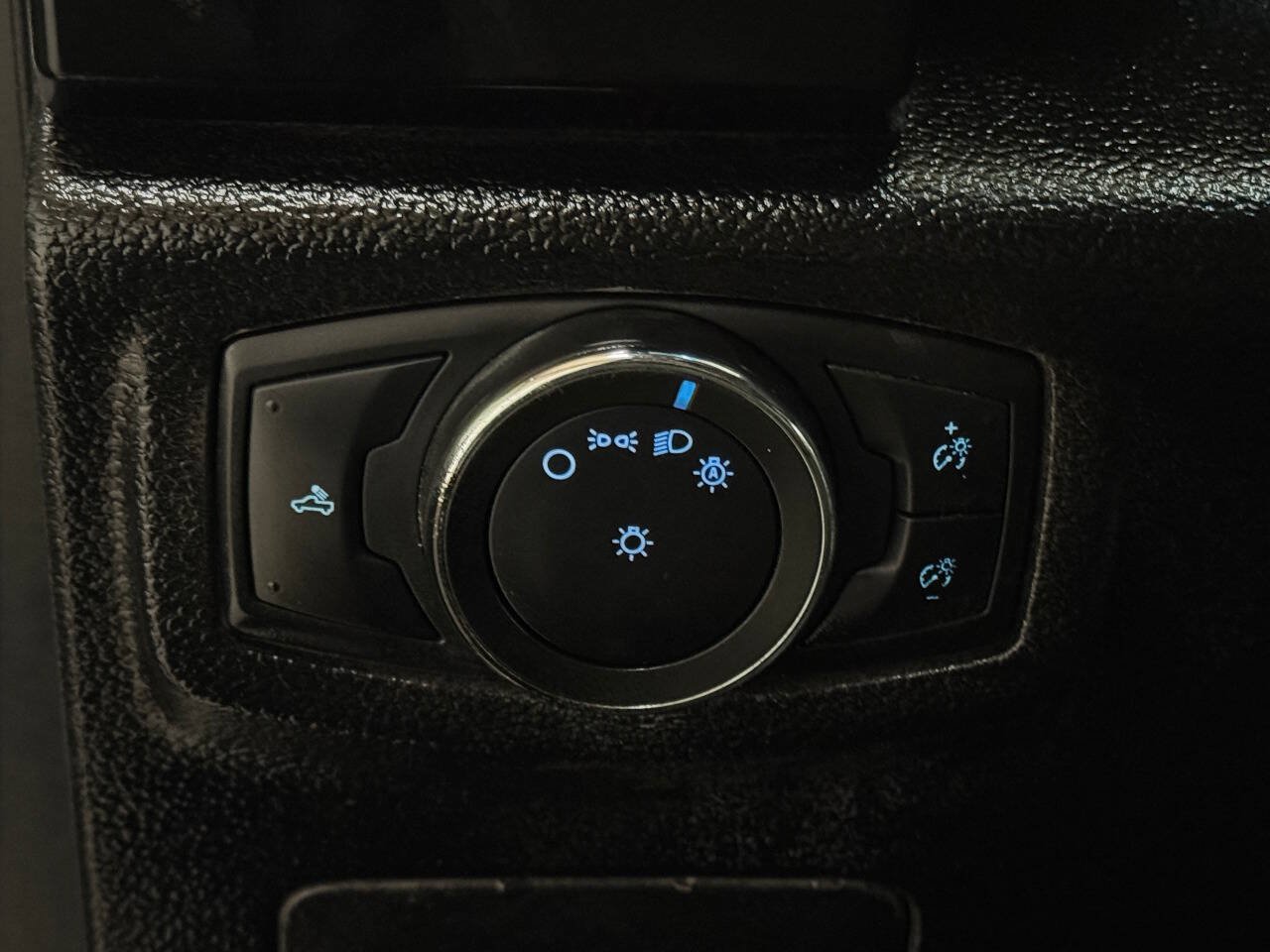 Used 2016 Ford F150 XL w/ Equipment Group 101A Mid RWD image 56
