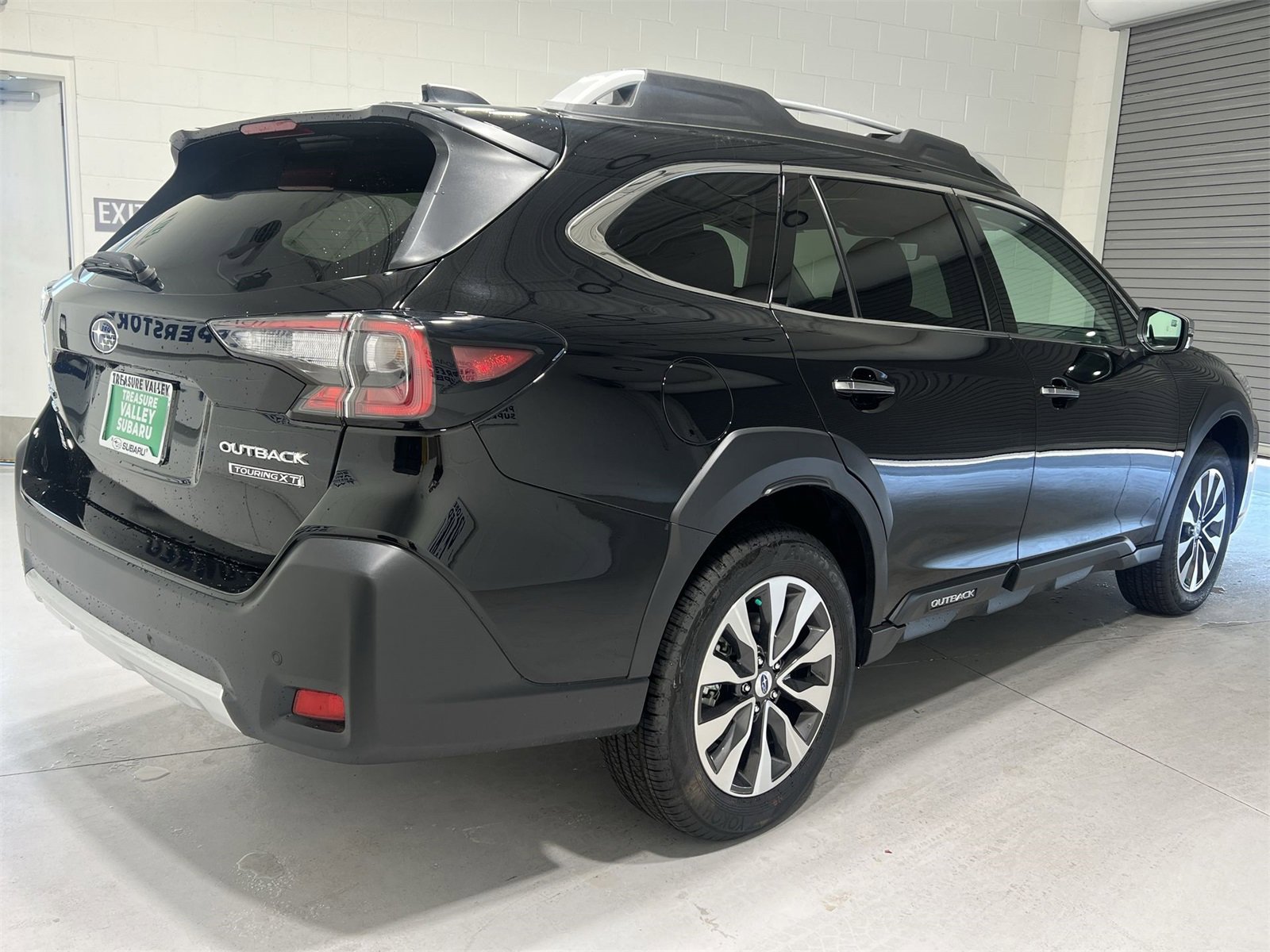 New 2025 Subaru Outback Touring XT image 8