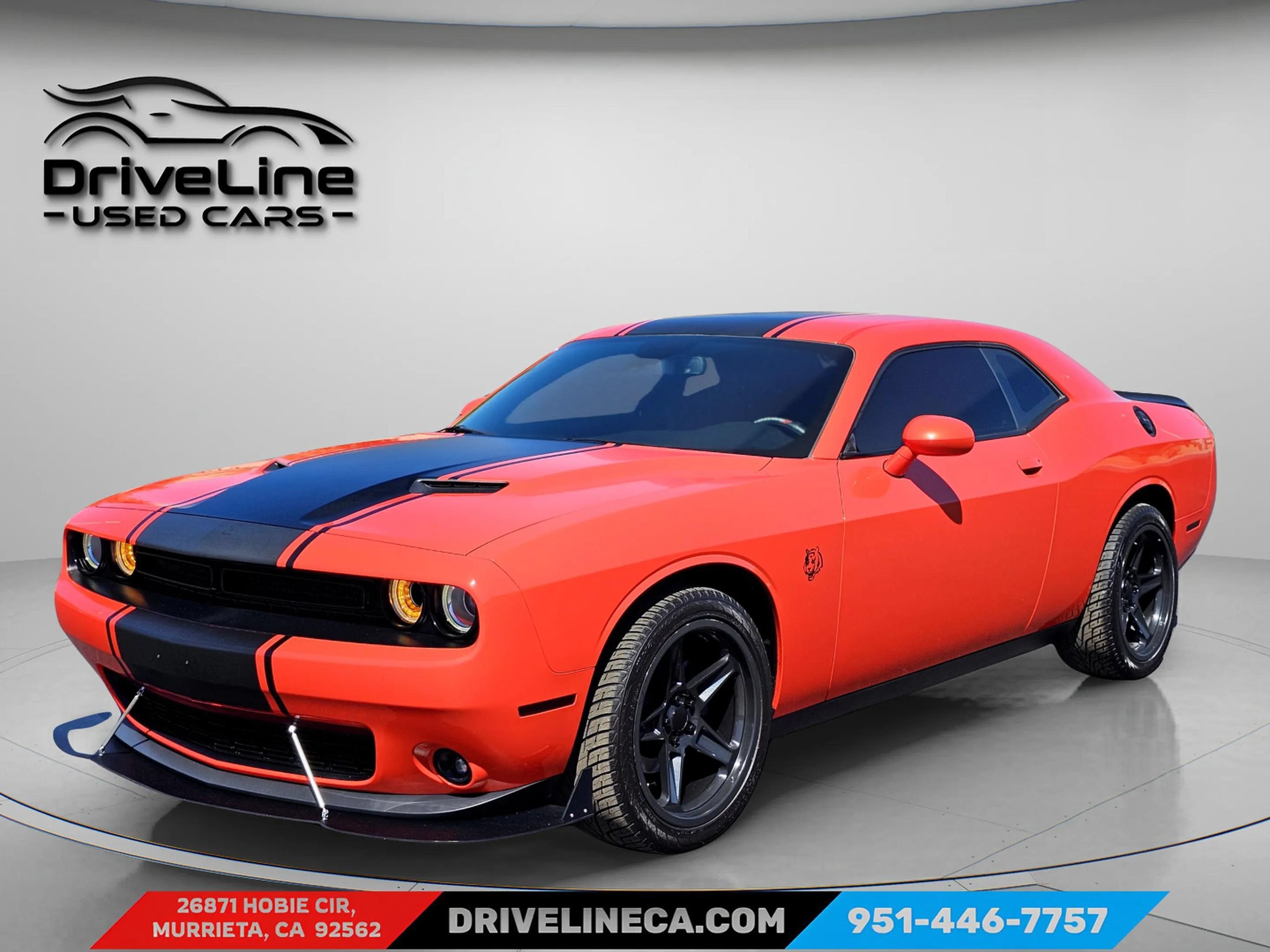 Used 2019 Dodge Challenger SXT w/ Blacktop Package RWD image 1