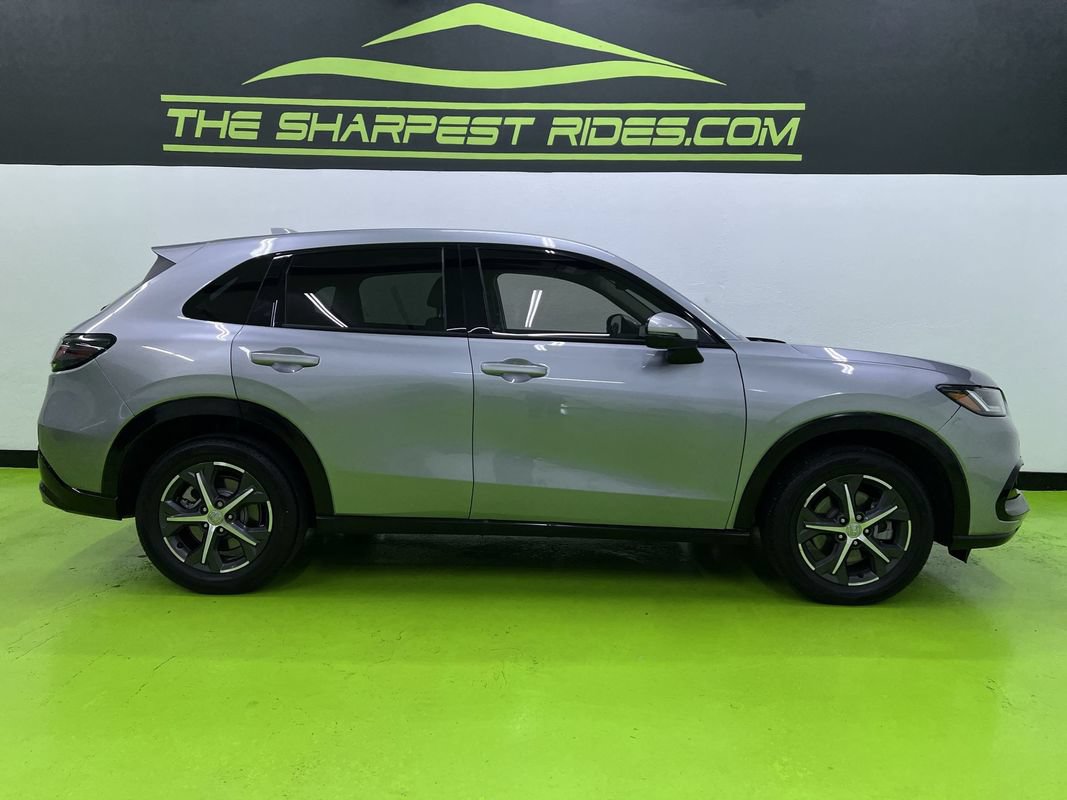 Used 2025 Honda HR-V EX-L image 11
