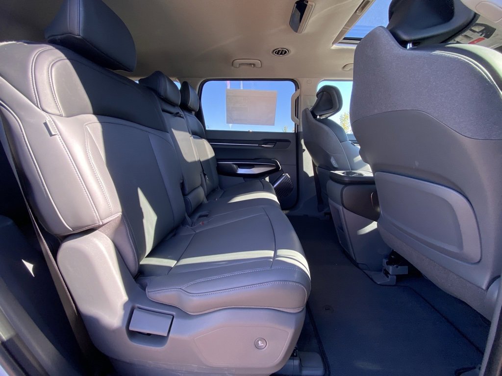 New 2026 Kia EV9 Light image 32