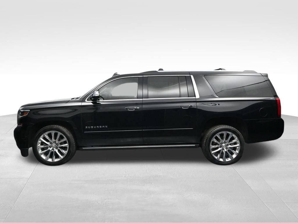 Used 2019 Chevrolet Suburban Premier w/ Premier Plus Edition RWD image 2