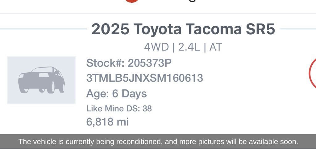 Used 2025 Toyota Tacoma SR5 AWD/4WD image 16