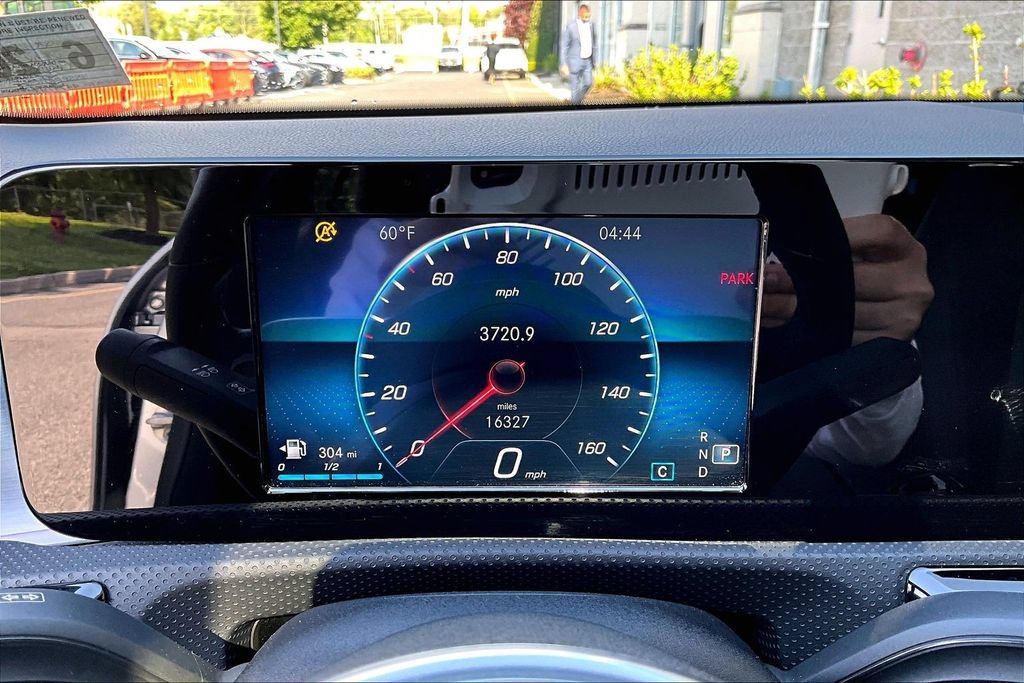Certified 2021 Mercedes-Benz CLA 250 4MATIC image 22