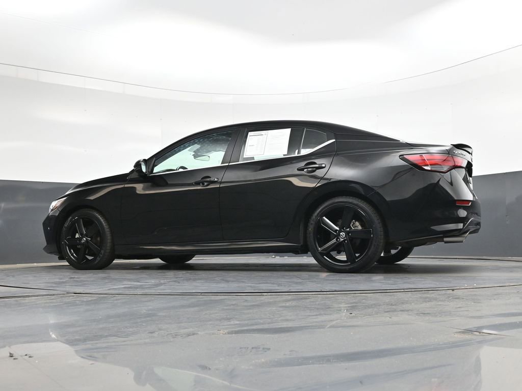 Used 2022 Nissan Sentra SR w/ SR Premium Package FWD image 22