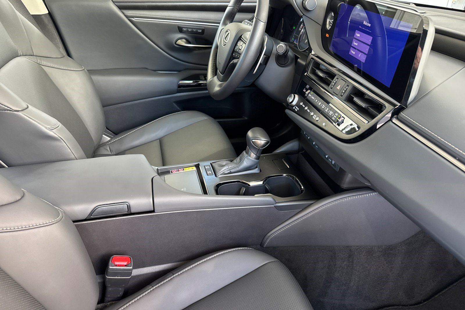 Certified 2025 Lexus ES 300h w/ Premium Package FWD image 19