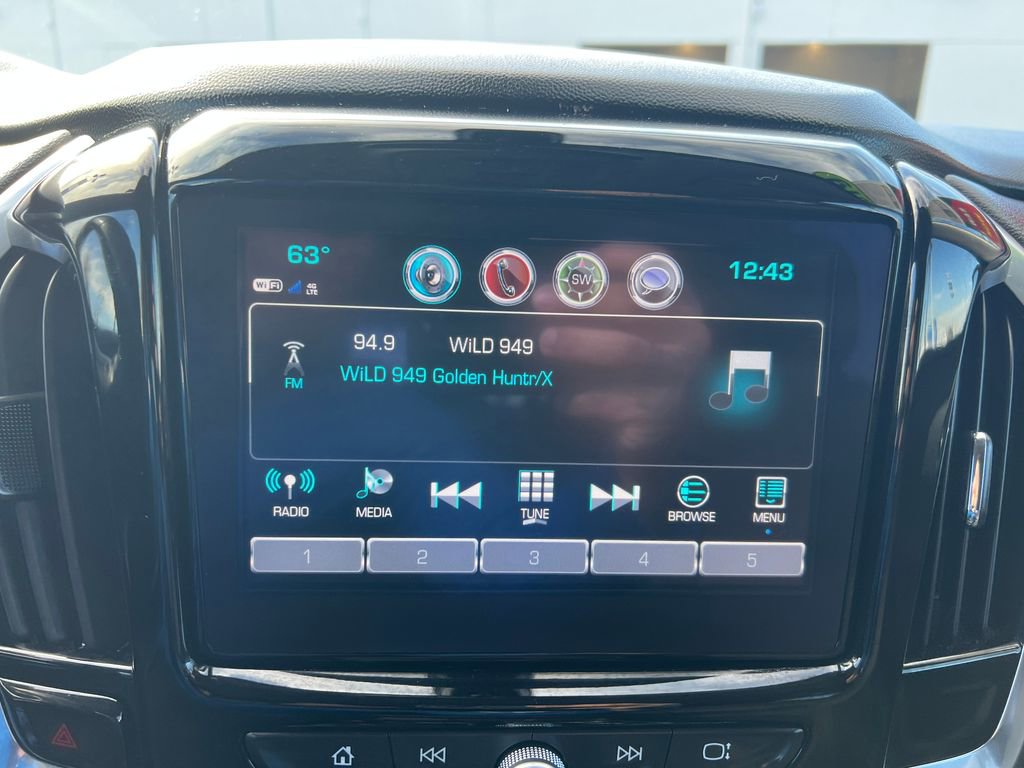 Used 2019 Chevrolet Traverse LT image 24