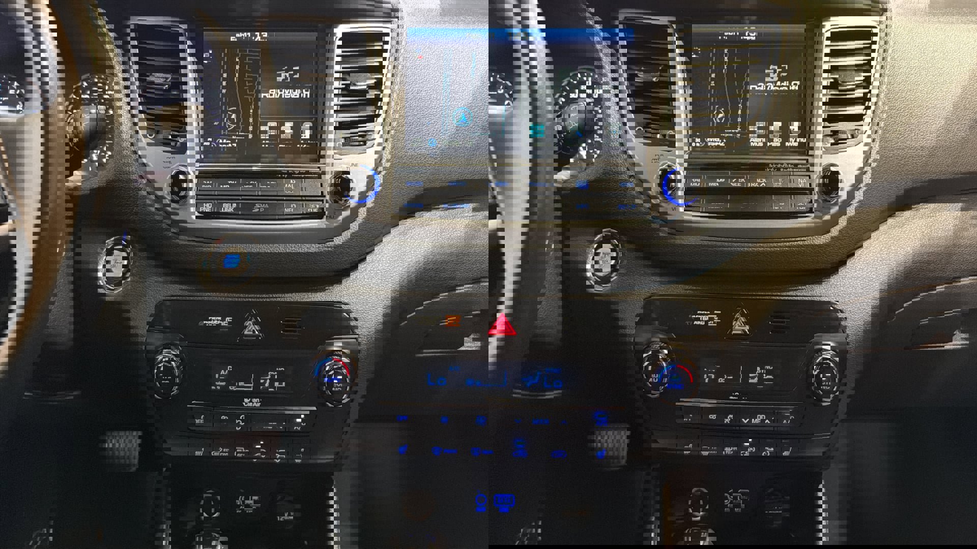 Used 2017 Hyundai Tucson Limited image 19