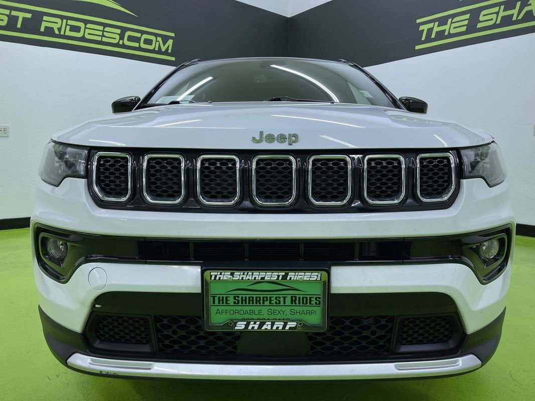 Used 2023 Jeep Compass Limited AWD/4WD image 3