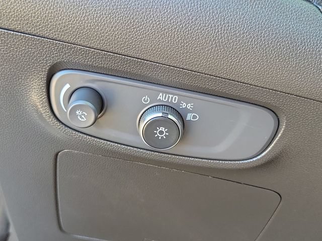 Certified 2024 Buick Encore GX Sport Touring AWD/4WD image 9