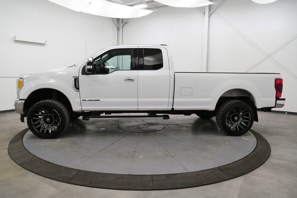 Used 2021 Ford F250 XLT w/ XLT Premium Package image 4