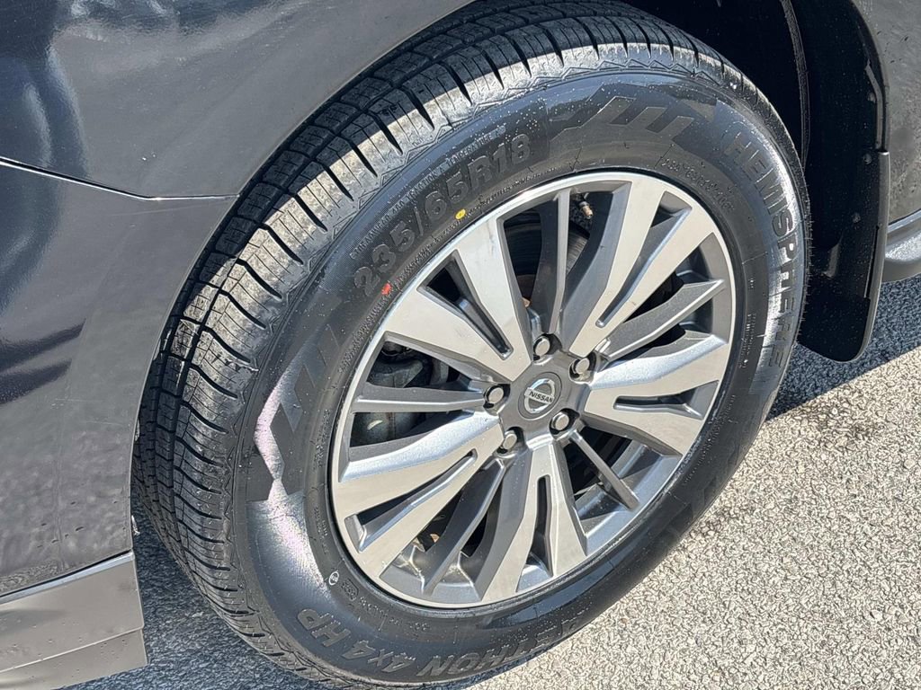 Used 2020 Nissan Pathfinder S AWD/4WD image 8
