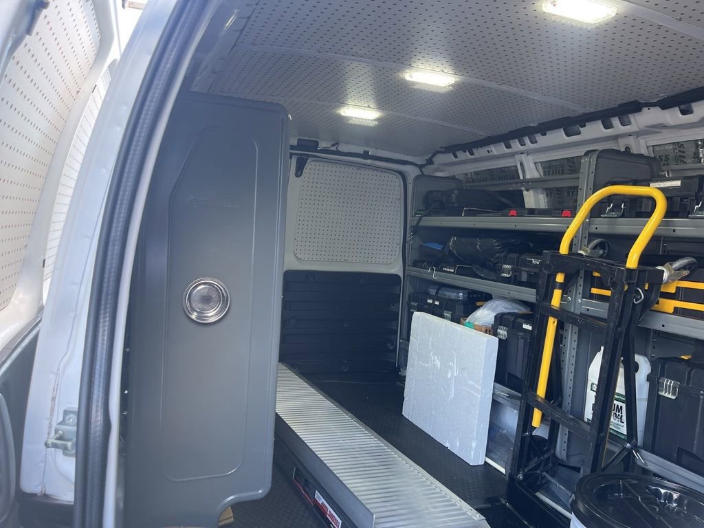 Used 2022 Chevrolet Express 2500 Work Van w/ Driver Convenience Package image 5