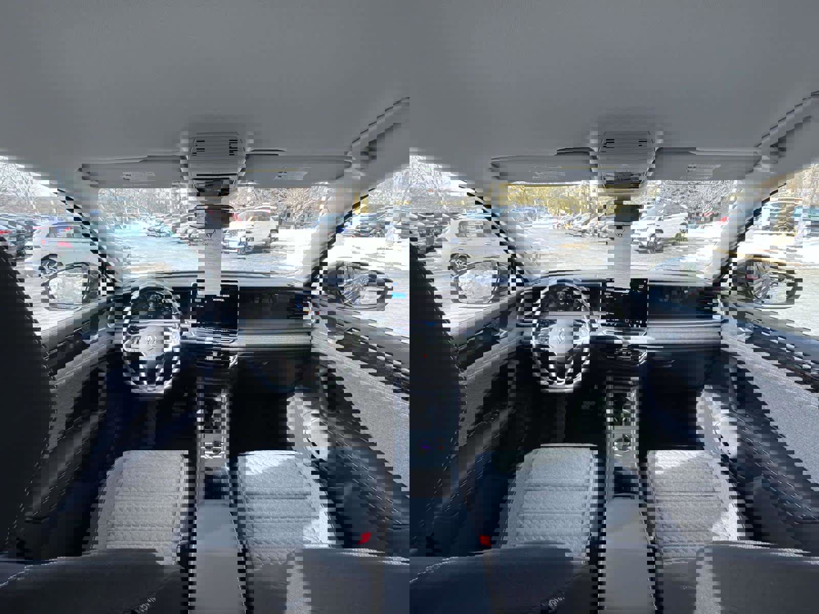 Used 2025 Volkswagen Tiguan S image 28